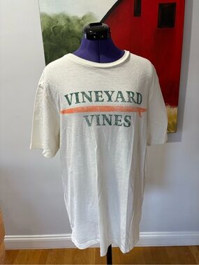 Vineyard Vines Men's White Logo Tee with Green & Orange Print